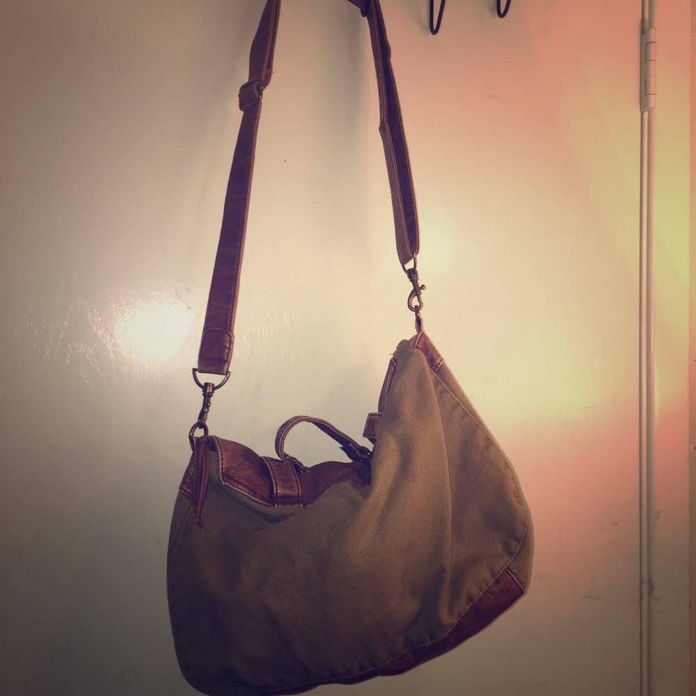 Medium Women’s Purse